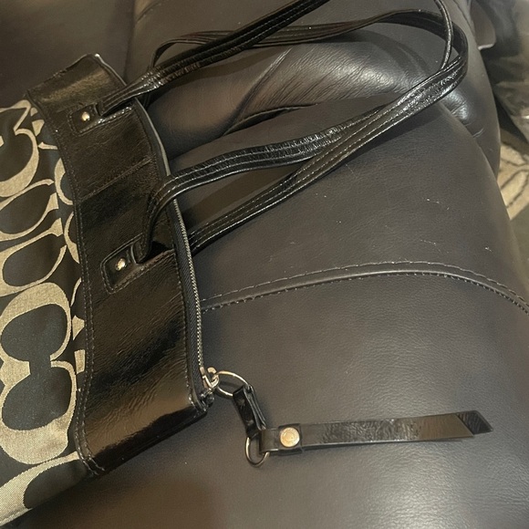 Coach Signature Black and Cream Tote - Picture 9 of 11